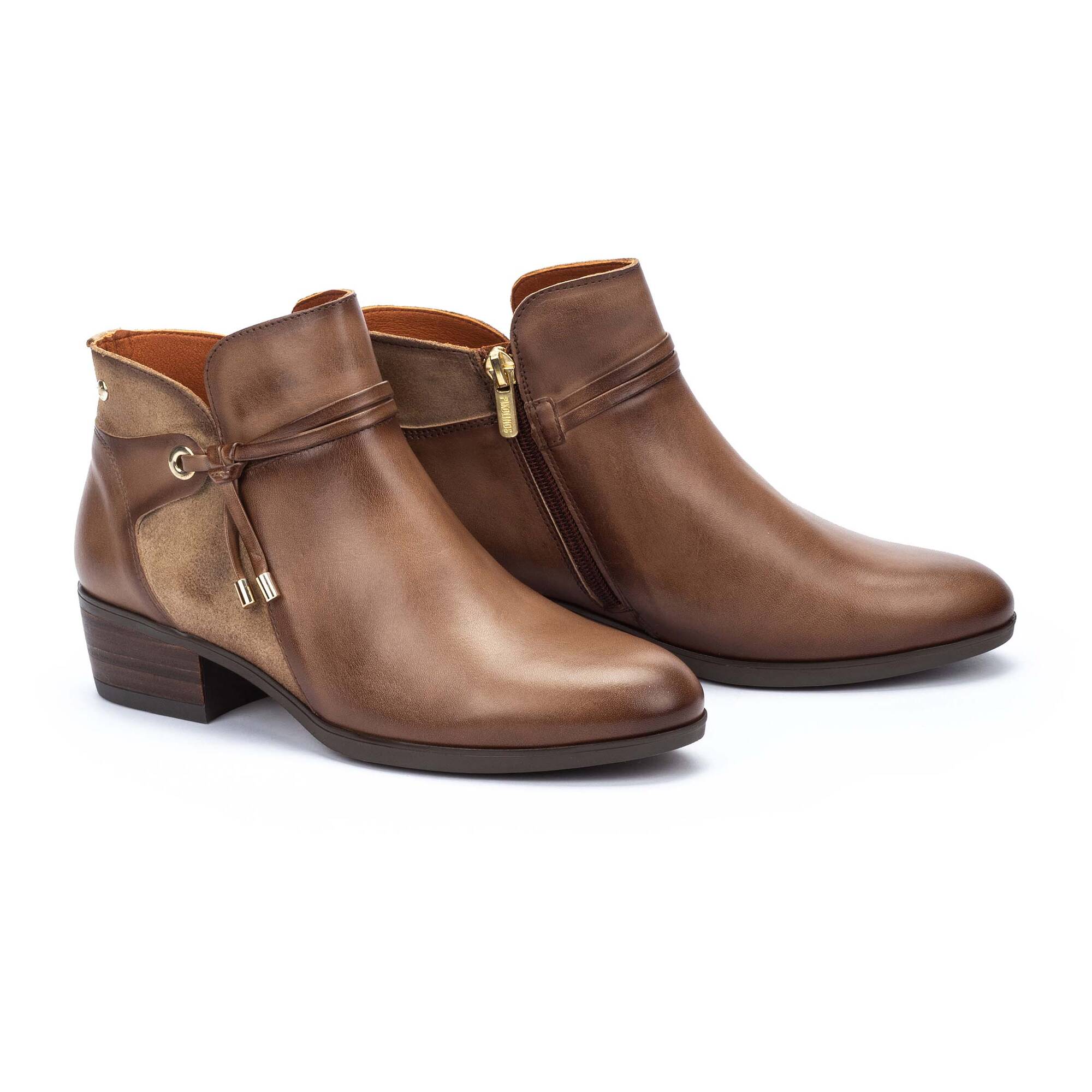 Pikolinos boots on clearance sale